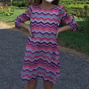 Pinky Girls Puffed Sleeves Chevron Print Pink dress EUC